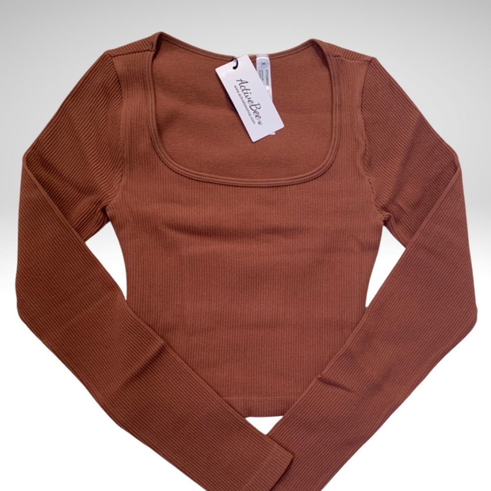 Bronze Seamless top